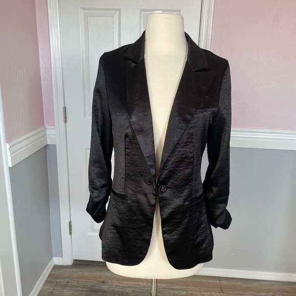 G by Guess Jackets & Blazers - G by Guess Satiny Cropped Sleeve Blazer M